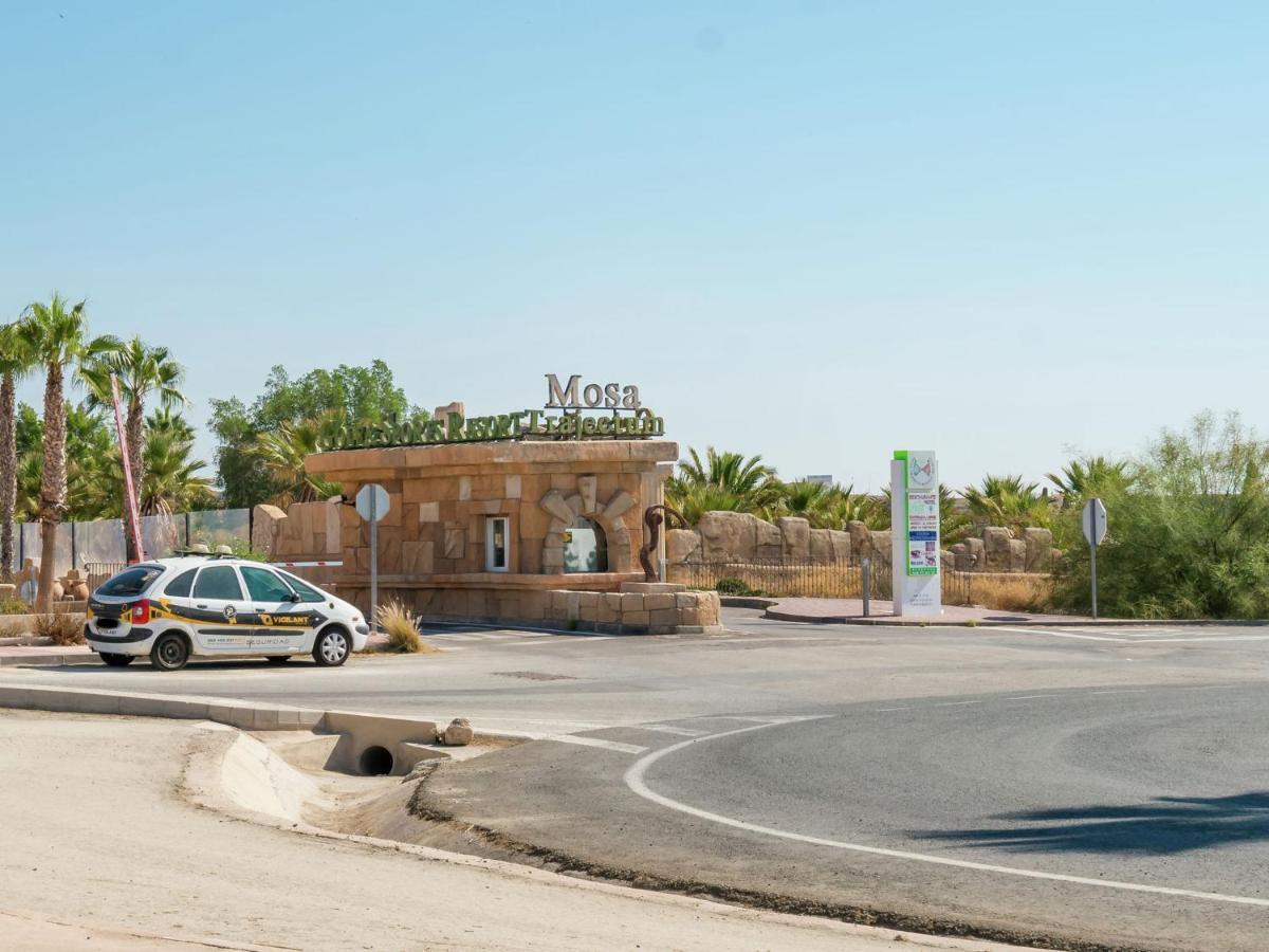 Belvilla By Oyo Villa Mosa Claire Banos y Mendigo المظهر الخارجي الصورة